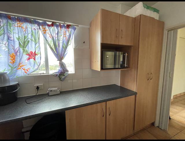 2 BEDROOM APARTMENT RENTED IN PINETOWN CENTRAL